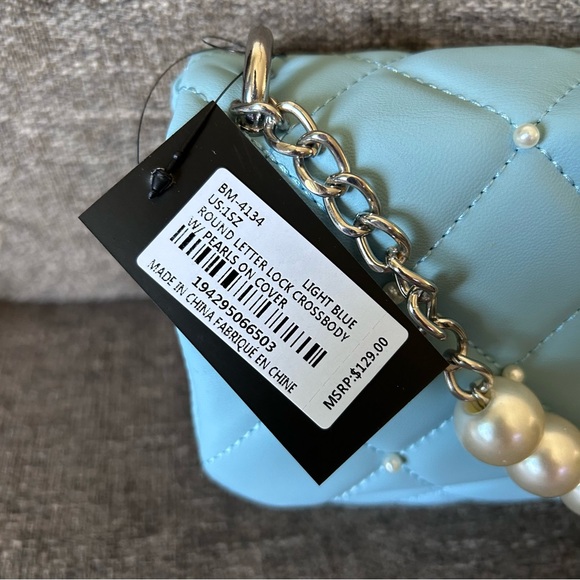 Badgley Mischka Blue Quilted Bag with Removable Crossbody Strap - Picture 4 of 7